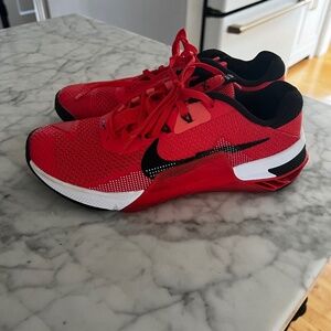 Nike Metcon 7 - Chile Red - Like New